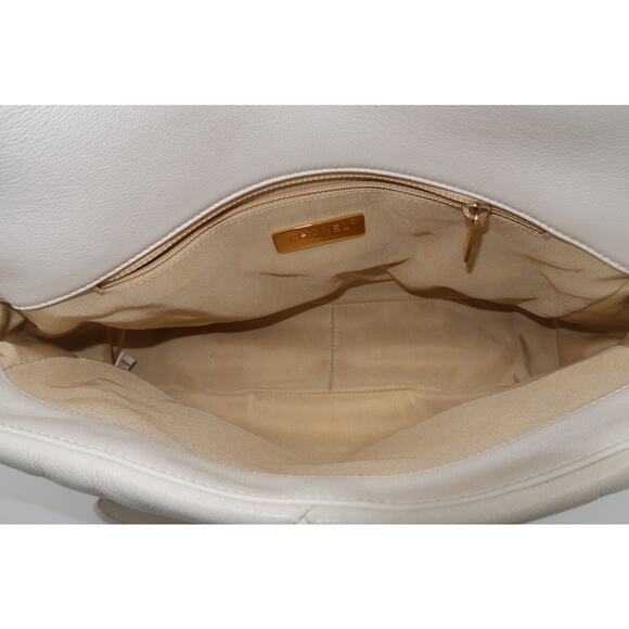 Chanel Leather Quilted CC Logo Chain Strap 19 Flap Crossbody Bag White - Picture 13 of 16